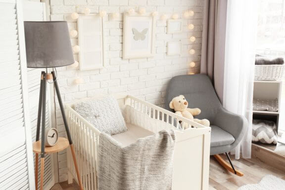 아기를 위한 공간: 침실에서 공간을 만드는 법