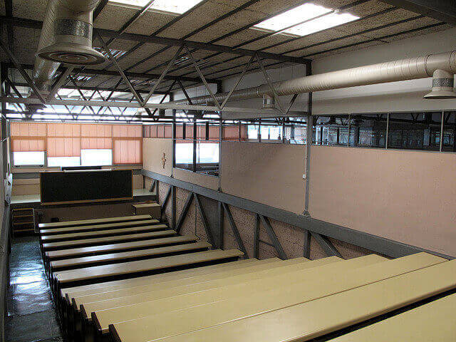Auditorium boven de sportzaal
