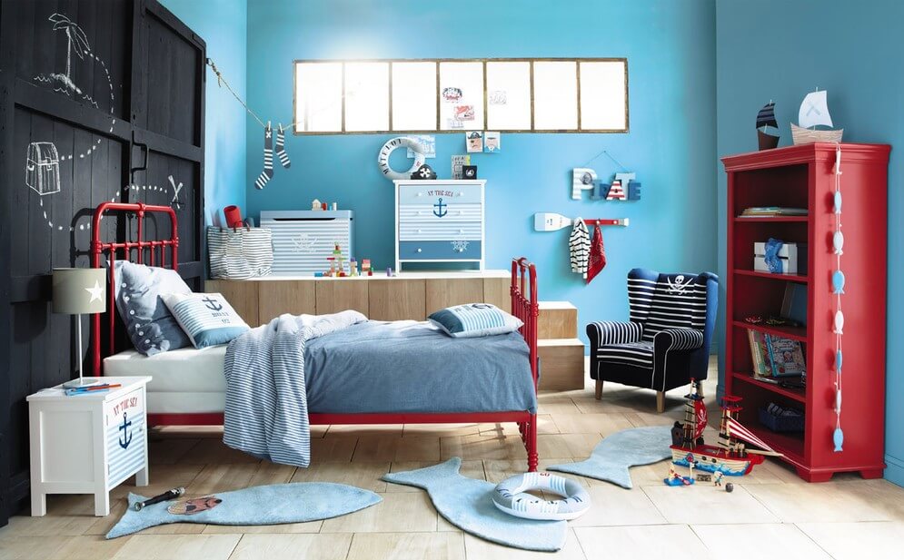 Slaapkamer in rood en blauw