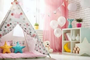 Kinderkamer met ballonnen