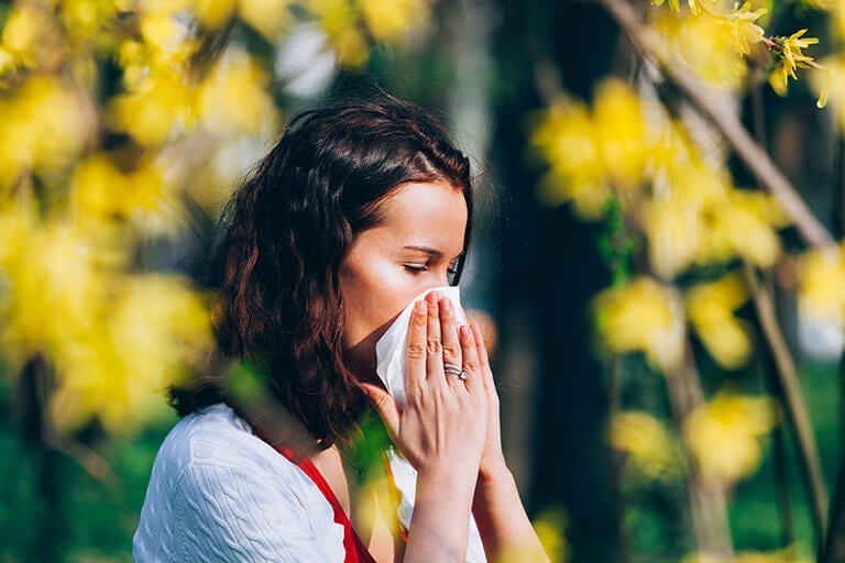 Hoe je je huis schoonmaakt in de strijd tegen allergieën