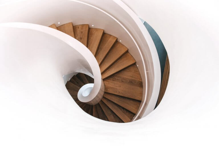 Escadas em espiral: qual é o modelo ideal?