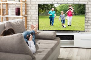 Qual é o melhor lugar para colocar a televisão na sala de estar?