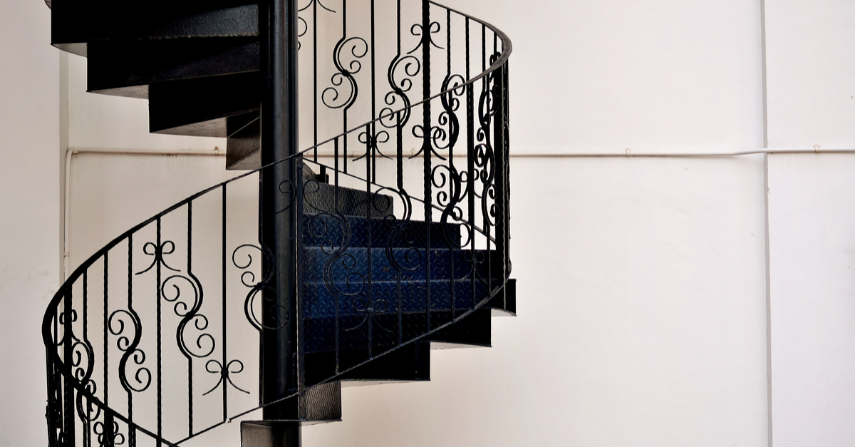 Tipos de escadas: qual o melhor para o seu espaço?