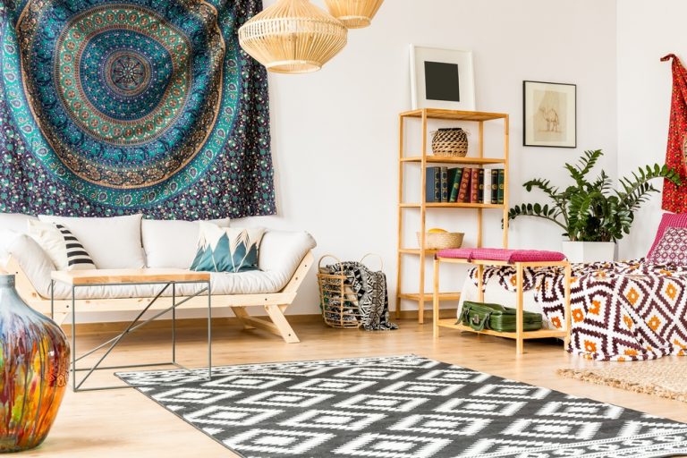 O que decorar a sua casa com tapeçarias pode proporcionar