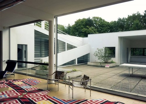 A principal intenção de Le Corbusier é adaptar-se corretamente às proporções da escala humana
