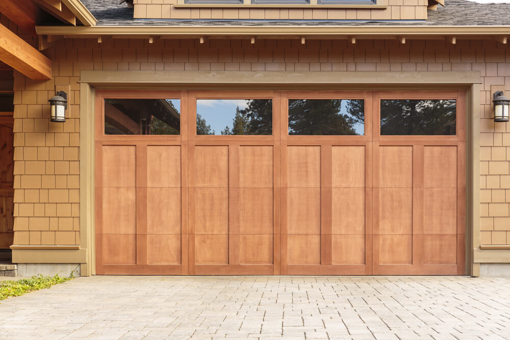 portas minimalistas de madeira