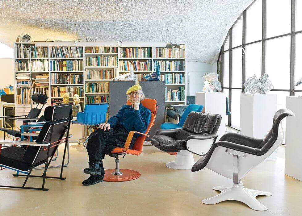 A cadeira Karuselli: conforto e depuração formal