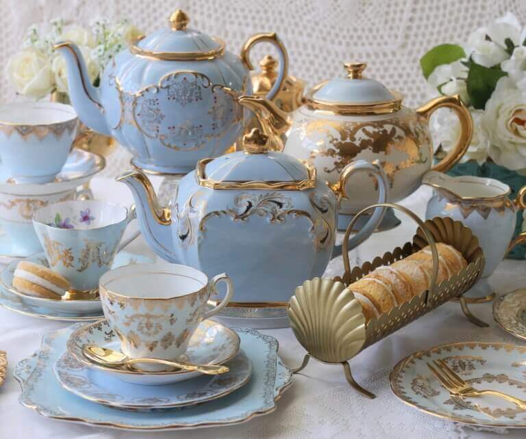 mavi altın porselen çay takımı