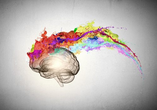 içinden renkler çıkan beyin