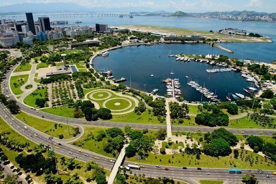 Burle Marx tarafından tasarlanan Flamengo Parkı