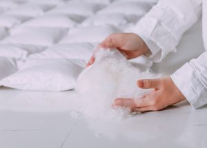 There should be more down than feathers in your natural duvet filling.