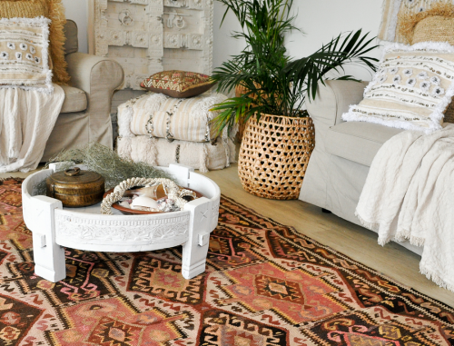 Kilim finding rugs