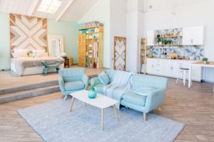 5 Ideas for Decorating Walls in Rented Homes
