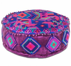 Try Puff Seats to Decorate Your Home