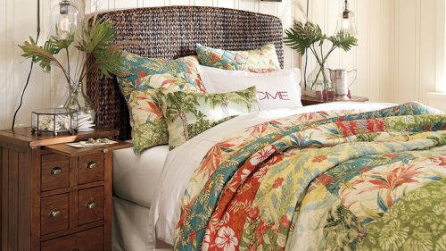 Colonial style balance