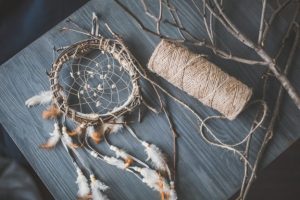 4 Beautiful Dreamcatchers to Decorate your Bedroom