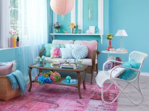 Size and Contrast: 3 Top Tips for Choosing Cushions