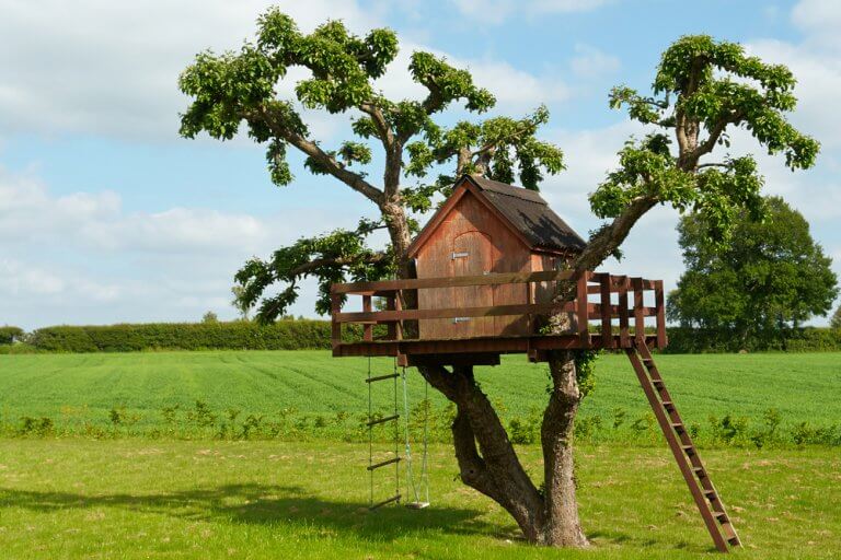 Tree Houses You Can Make for Your Kids