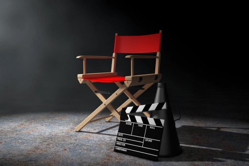 Include a director's chair and a clapperboard for a cinema style decor for your bedroom
