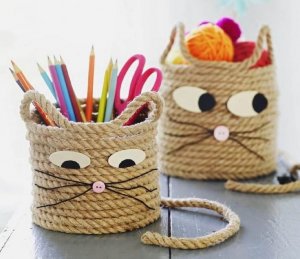 Using string to decorate pencil holders opens up a whole range of unique and quirky possibilities.