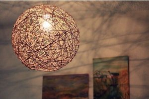 These handcrafted lampshades are a simple and low-cost way to decorate your home.