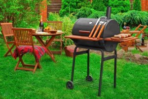 Make your Own Backyard Barbecue Area