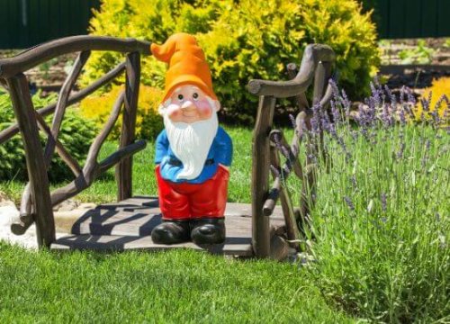 Backyard Fantasy Decor