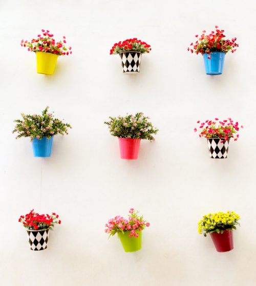 Personalize your Flower Pots in 4 Steps