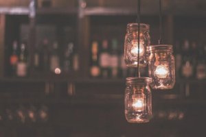 Original Ways to Utilize Kitchen Items to Make Light Shades