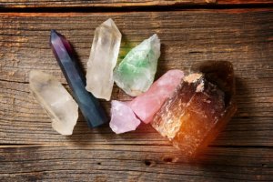 Decorate Your Living Room with Minerals