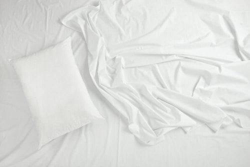 Choose sheets made of cotton for the hottest months of the year