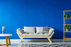 Why Does the Color Ultramarine Convey Seriousness?