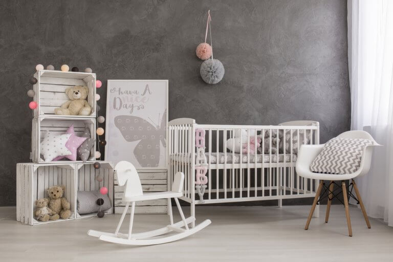 6 Tips for Decorating Your Nursery on a Budget