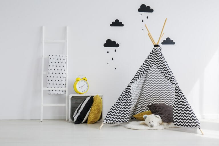 3 Easy Ways to Make a DIY Children's Teepee