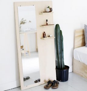 A mirror organizer as diy decoration