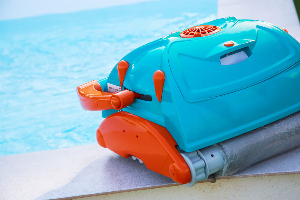 robotic pool cleaner minimal