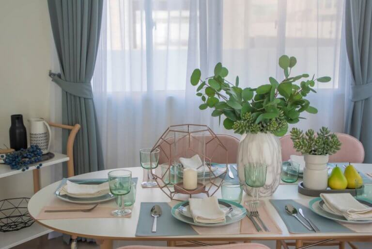 Bringing the Joys of Spring to Your Dining Room