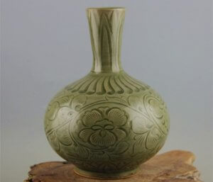 Song dynasty vase.