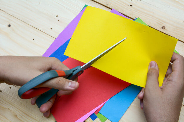 string pennant making