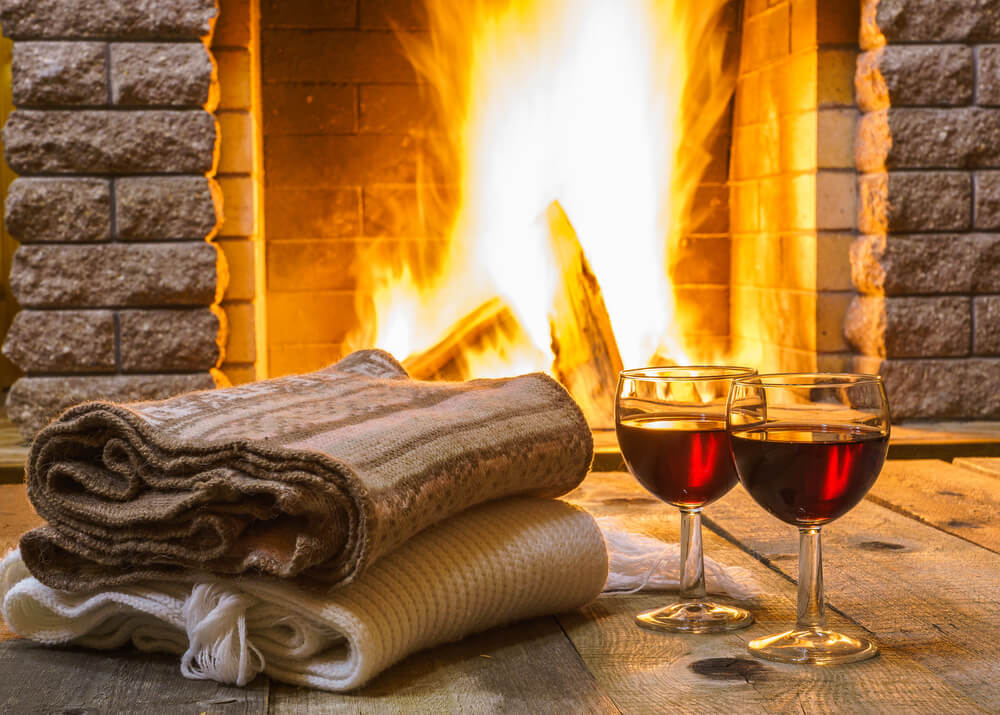 romantic dinner fireplace