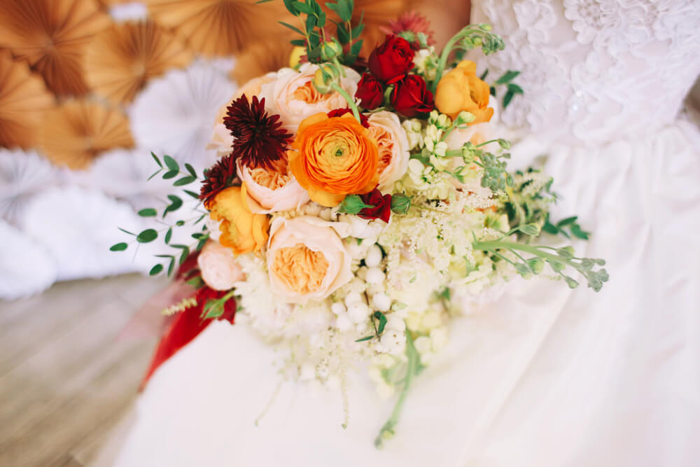 autumn wedding seasonal flowers