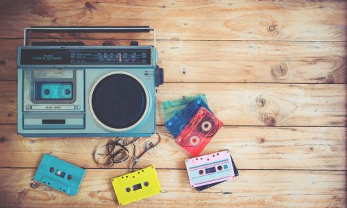 Vintage Boomboxes and Tape Players - Decor Tips