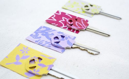 Various flower motifs.