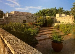 Rogelio Salmona also designed a house for guests of the Colombian government.