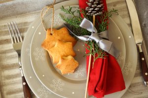 Christmas Dinnerware Sets You'll Love