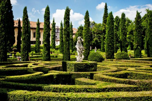 Italian or French Garden? You Decide