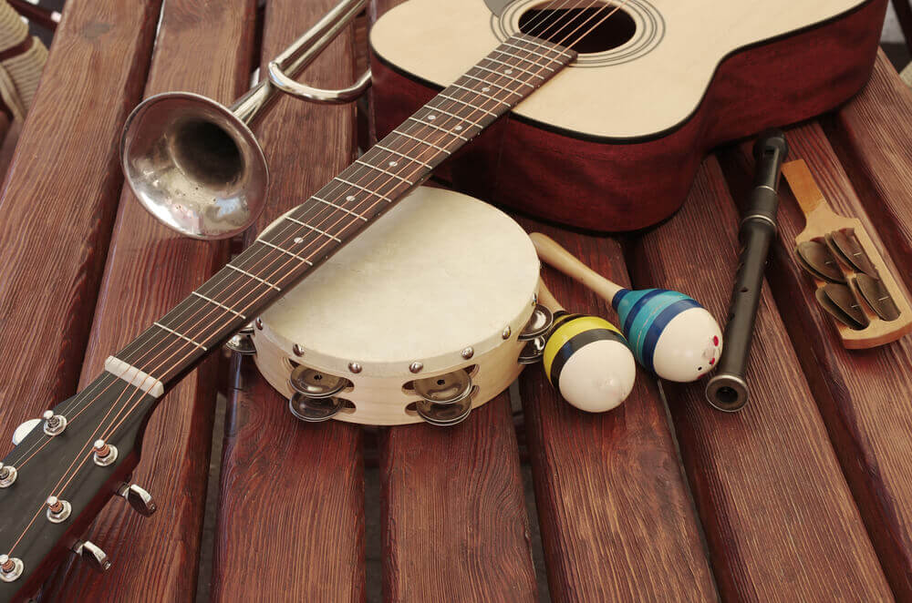 Decor With Musical Instruments From Around The World - Decor Tips