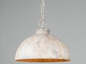 Use metal chains to decorate your lamps.