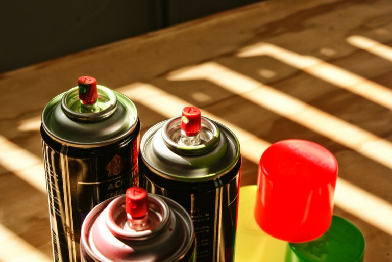 Spray Paint - Uses and Characteristics